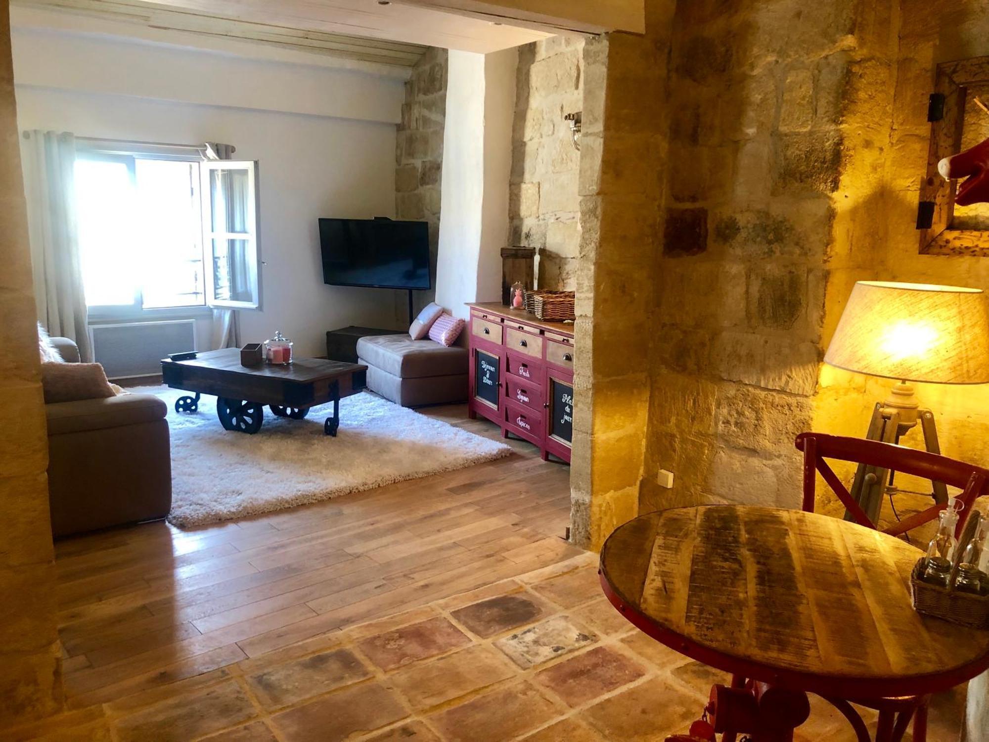 Duplex Centre Historique Uzes Apartment ภายนอก รูปภาพ
